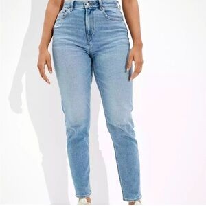American Eagle Curvy Mom Jean